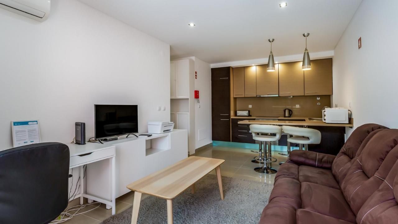 Luminous 2 Bdr Apartment W/Pool By Lovelystay Albufeira Exteriör bild