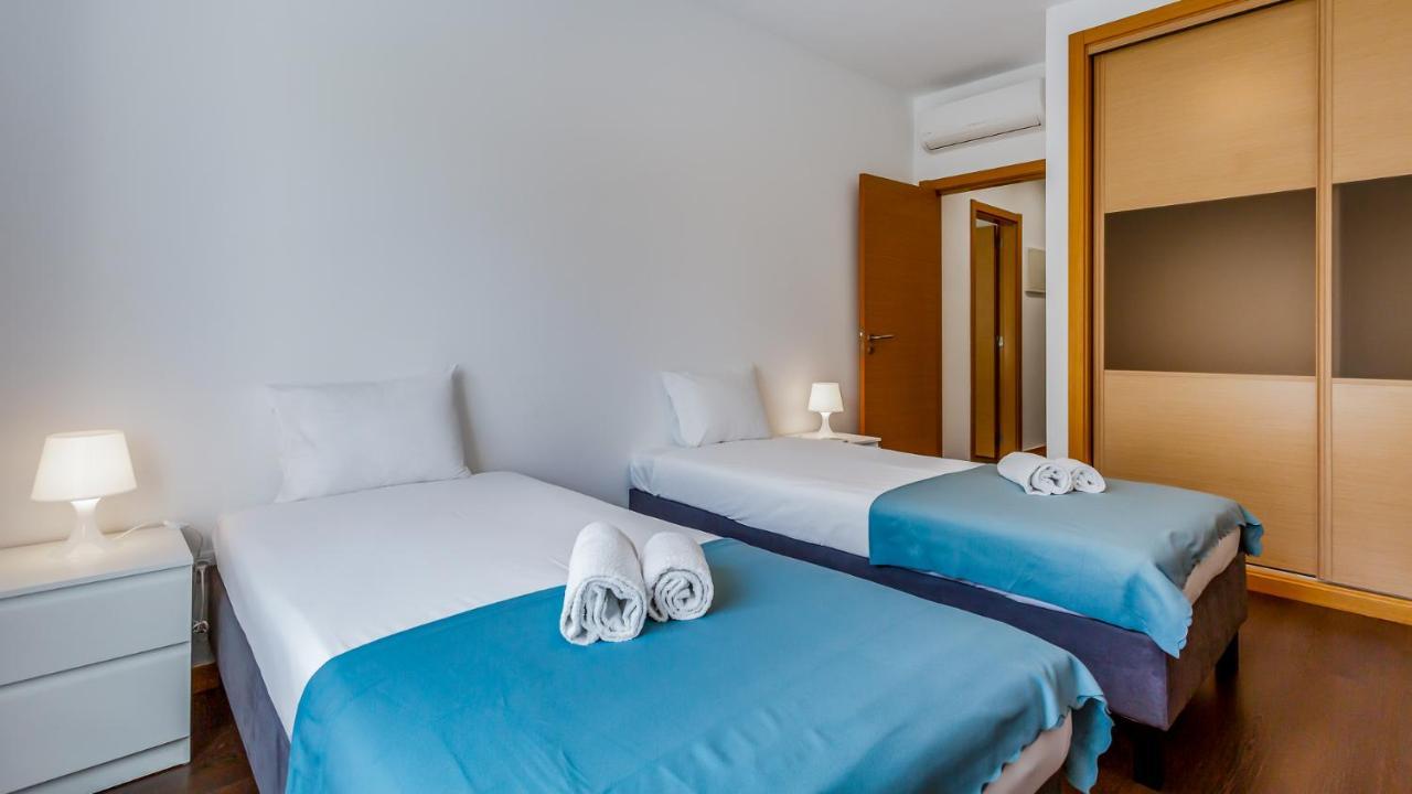 Luminous 2 Bdr Apartment W/Pool By Lovelystay Albufeira Exteriör bild